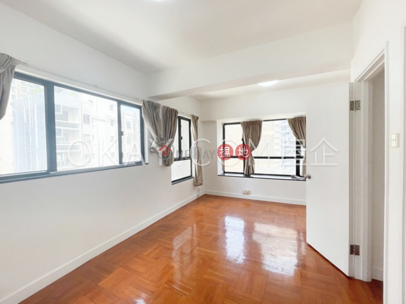 Nicely kept 2 bedroom in Mid-levels West | Rental | 52 Conduit Road | Western District, Hong Kong | Rental | HK$ 32,000/ month