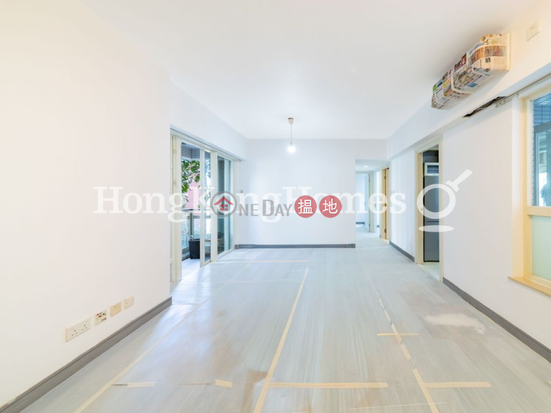 HK$ 13.8M | Centrestage, Central District, 3 Bedroom Family Unit at Centrestage | For Sale