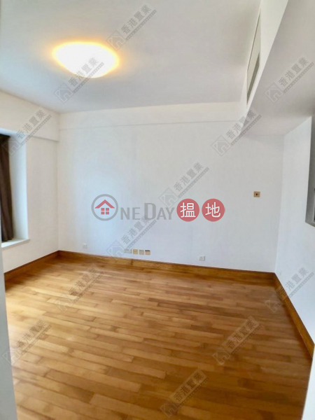 Three bedrooms and one apartment in The Harbourside | 1 Austin Road West | Yau Tsim Mong | Hong Kong Sales, HK$ 38.6M
