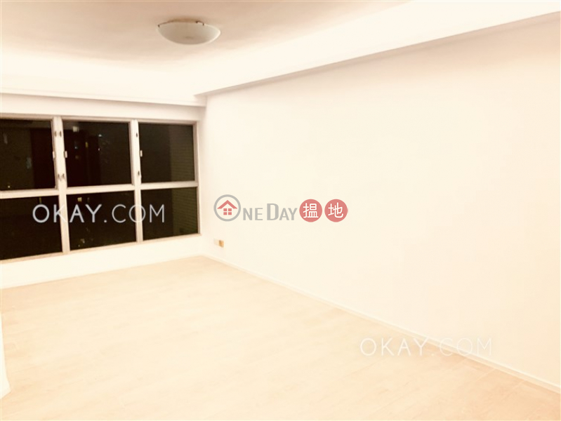 Beautiful 3 bedroom in Kowloon Station | Rental | The Waterfront Phase 2 Tower 7 漾日居2期7座 Rental Listings
