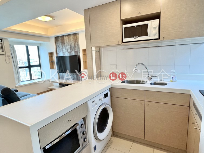 Property Search Hong Kong | OneDay | Residential | Sales Listings, Lovely 2 bedroom on high floor with harbour views | For Sale