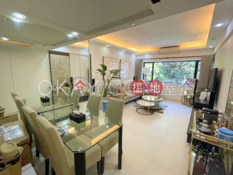 Unique 2 bedroom with parking | For Sale, DRAGON COURT 龍圃別墅 | Kowloon City (OKAY-S397898)_0