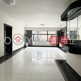 Stylish 3 bedroom with terrace | For Sale