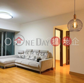 Charming 2 bedroom on high floor | For Sale