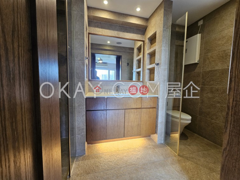 Efficient 4 bedroom with balcony & parking | Rental | Block 45-48 Baguio Villa 碧瑤灣45-48座 Rental Listings