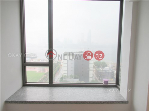 Cozy 1 bedroom with harbour views & balcony | Rental | The Gloucester 尚匯 _0