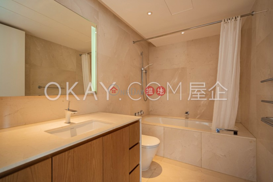 Beautiful 2 bedroom on high floor with parking | Rental | Block 1 ( De Ricou) The Repulse Bay 影灣園1座 Rental Listings