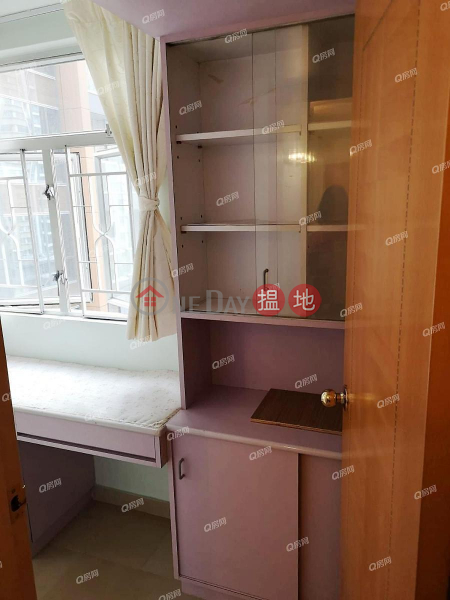 Property Search Hong Kong | OneDay | Residential, Rental Listings, Markfield Building | 2 bedroom Mid Floor Flat for Rent