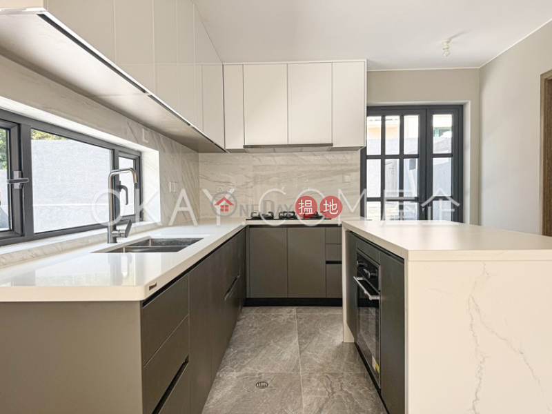 香港搵樓|租樓|二手盤|買樓| 搵地 | 住宅出租樓盤-4房3廁,連車位,露台,獨立屋鳳誼花園出租單位