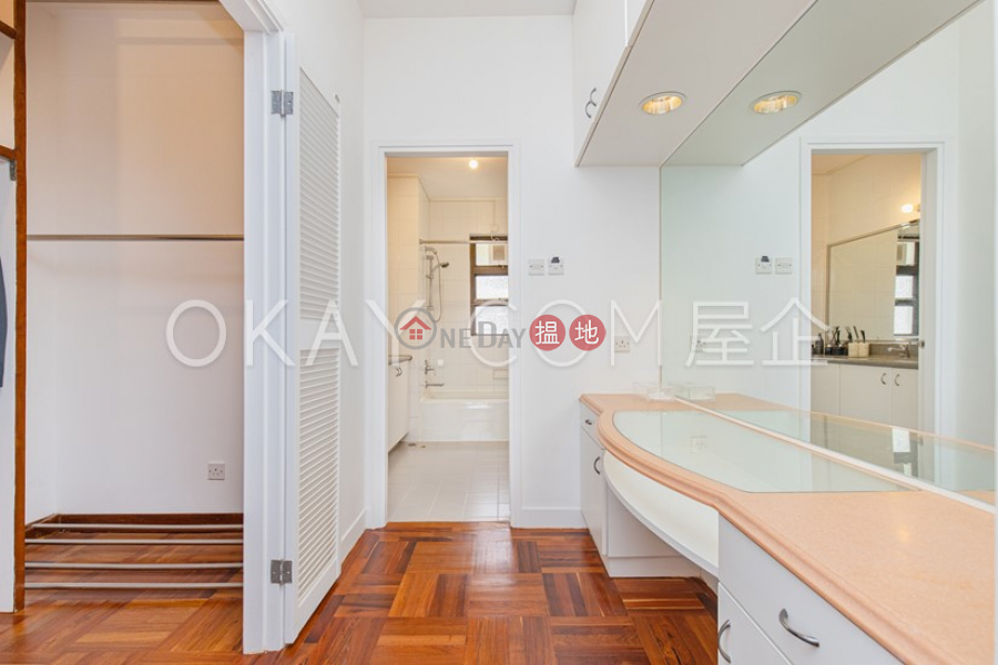 HK$ 86,000/ month, Repulse Bay Apartments, Southern District, Efficient 3 bedroom with balcony & parking | Rental