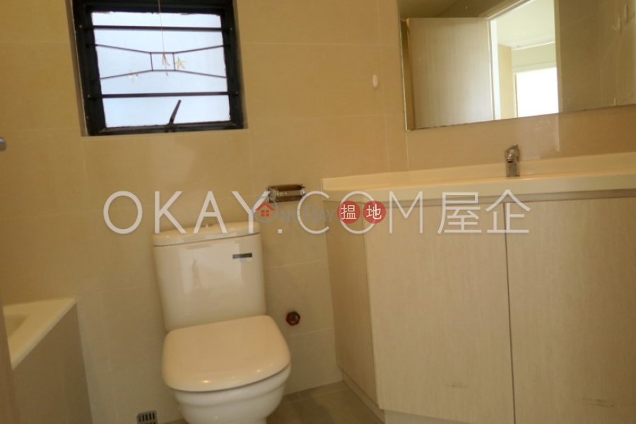 Generous 3 bedroom with sea views | Rental 21 Discovery Bay Road | Lantau Island | Hong Kong Rental | HK$ 25,000/ month