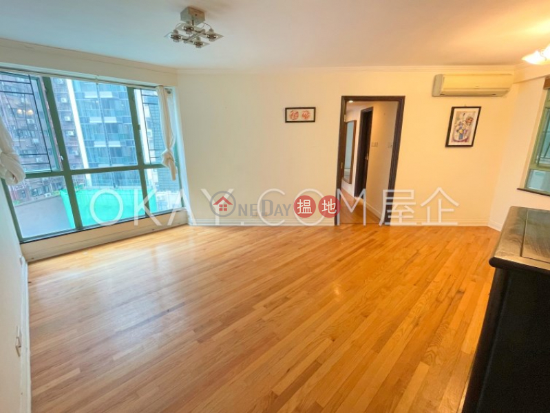 Nicely kept 3 bedroom in Mid-levels West | Rental | Goldwin Heights 高雲臺 Rental Listings