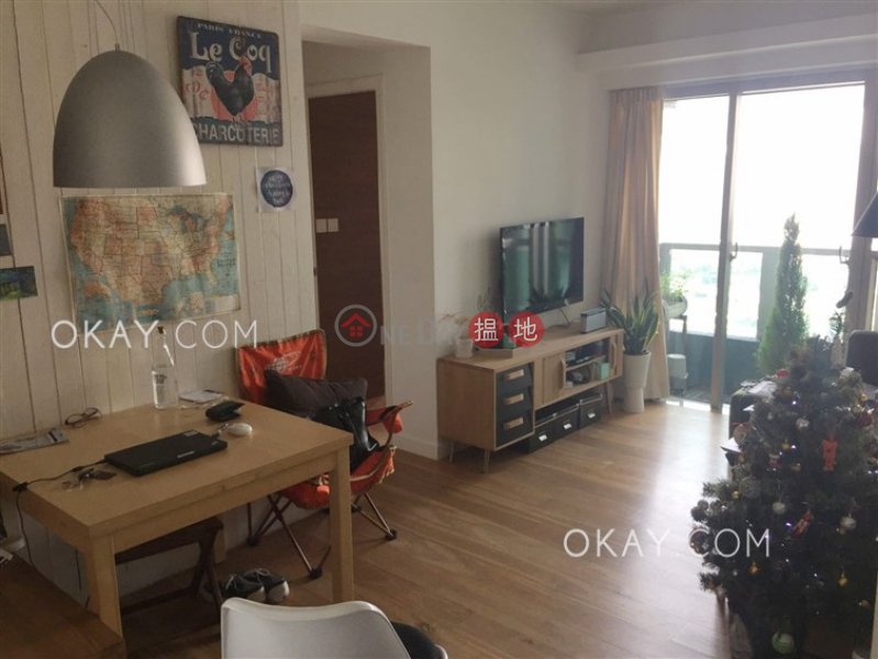 Practical 2 bedroom with balcony | For Sale | Sham Wan Towers Block 3 深灣軒3座 Sales Listings