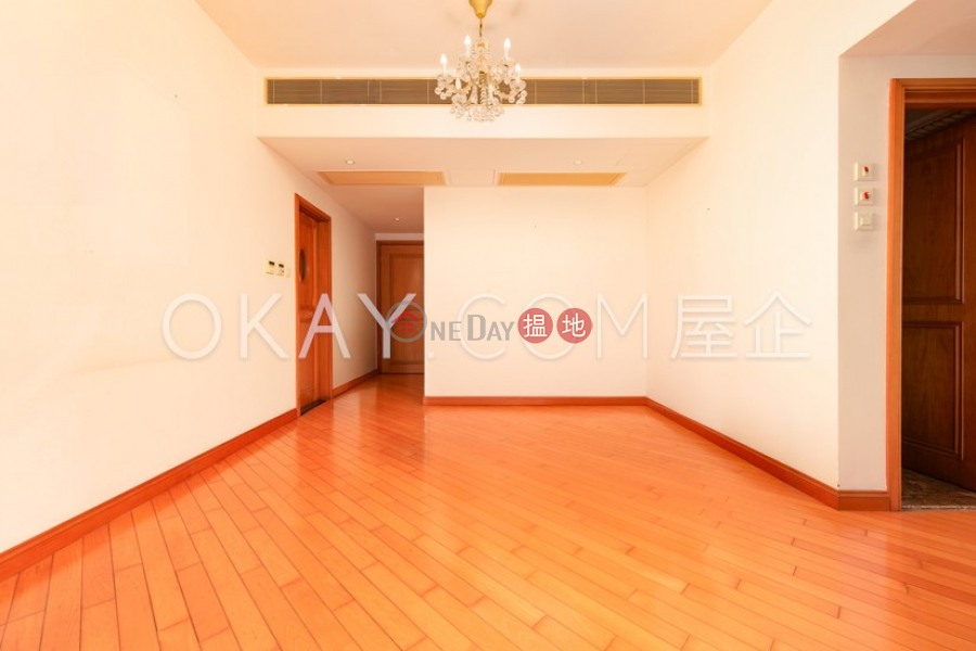 Property Search Hong Kong | OneDay | Residential, Sales Listings | Rare 3 bedroom on high floor with racecourse views | For Sale