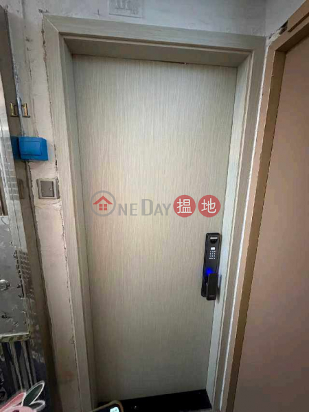 你的句Includes bed, mattress, quality bedding, and a refrigerator. An exceptionally long rent-free period is available. Please enquire further., 111-121 Sai Yee Street | Yau Tsim Mong Hong Kong, Rental, HK$ 6,800/ month