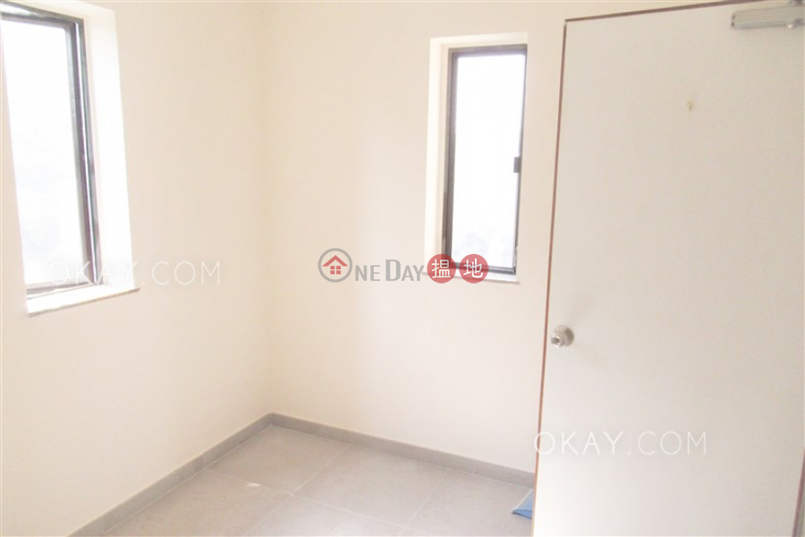 HK$ 65,000/ month, Scenic Garden | Western District Beautiful 3 bed on high floor with balcony & parking | Rental