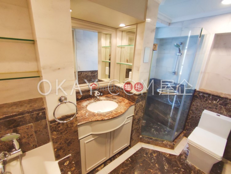 Elegant 3 bedroom on high floor | Rental, 62B Robinson Road 愛富華庭 Rental Listings | Western District (OKAY-R29931)