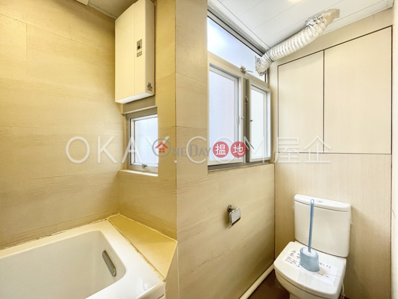 Lovely 2 bedroom with parking | For Sale, Elegant Court 華苑 Sales Listings | Wan Chai District (OKAY-S120322)