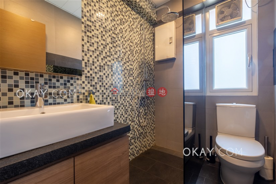HK$ 24.8M Tung Shan Villa | Wan Chai District, Nicely kept 3 bed on high floor with rooftop & parking | For Sale