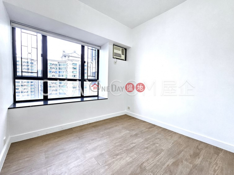 Charming 3 bedroom on high floor with parking | Rental | Valiant Park 駿豪閣 Rental Listings