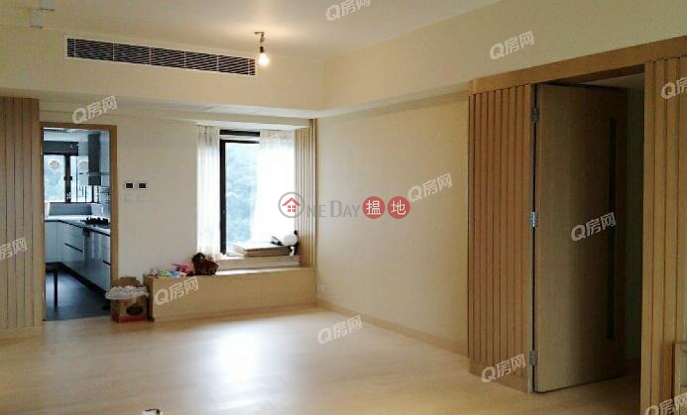 Bowen Place | 3 bedroom Mid Floor Flat for Sale | Bowen Place 寶雲閣 Sales Listings