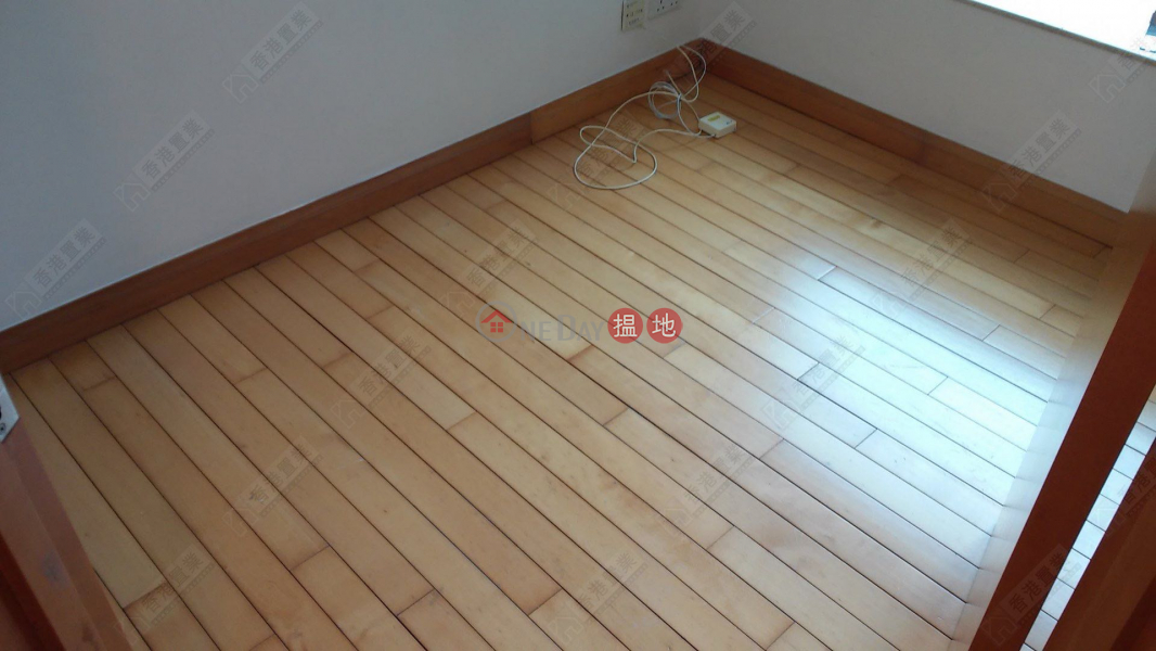 Property Search Hong Kong | OneDay | Residential Sales Listings | Three bedrooms and one apartment in The Waterfront