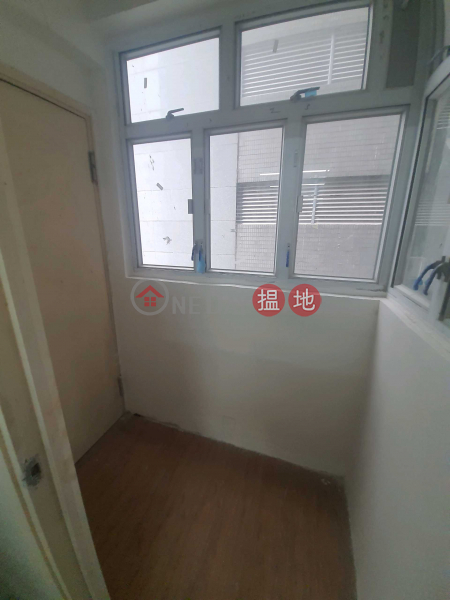 TEL: 98755238 357-359 Lockhart Road | Wan Chai District | Hong Kong Rental, HK$ 12,000/ month