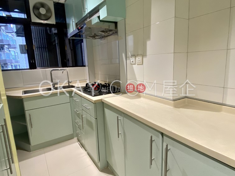 HK$ 63,000/ month Park View Court, Western District, Efficient 4 bedroom with balcony & parking | Rental