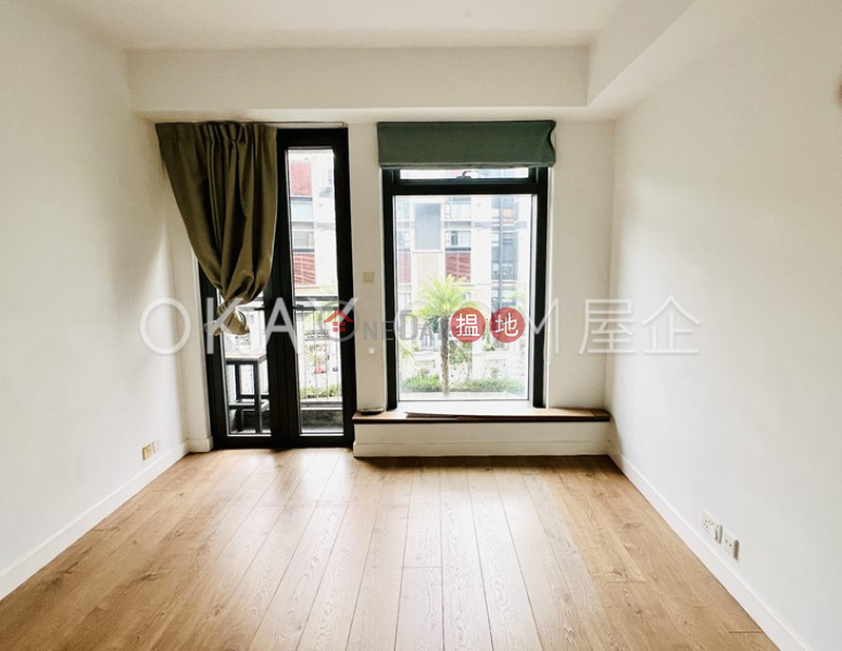 HK$ 12.5M, Discovery Bay, Phase 14 Amalfi, Amalfi Three Lantau Island Gorgeous 3 bedroom with terrace & balcony | For Sale