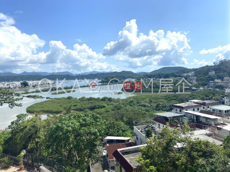 Nicely kept house with rooftop, balcony | Rental | House A Royal Bay 御濤 洋房A Rental Listings