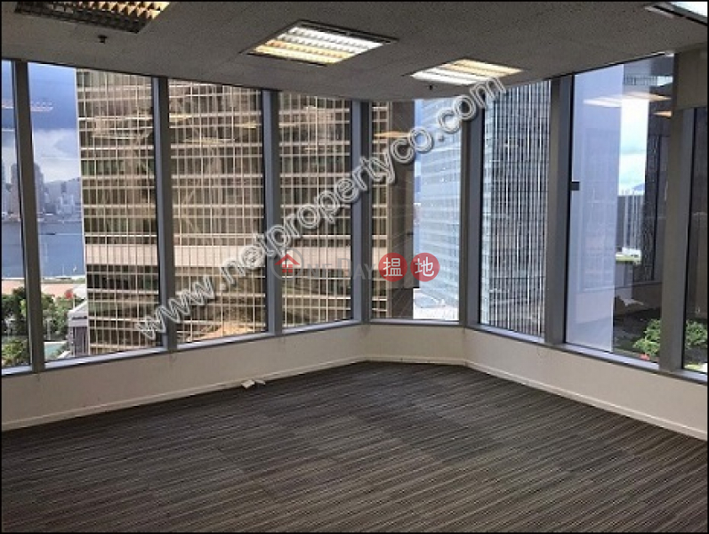 HK$ 113,040/ month Lippo Centre Central District | Admiralty harbour view furnished office