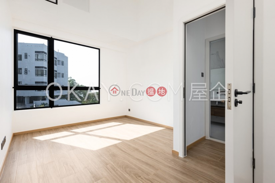 Exquisite 3 bedroom with sea views & parking | Rental | Block 3 Banoo Villa 步雲軒3座 Rental Listings