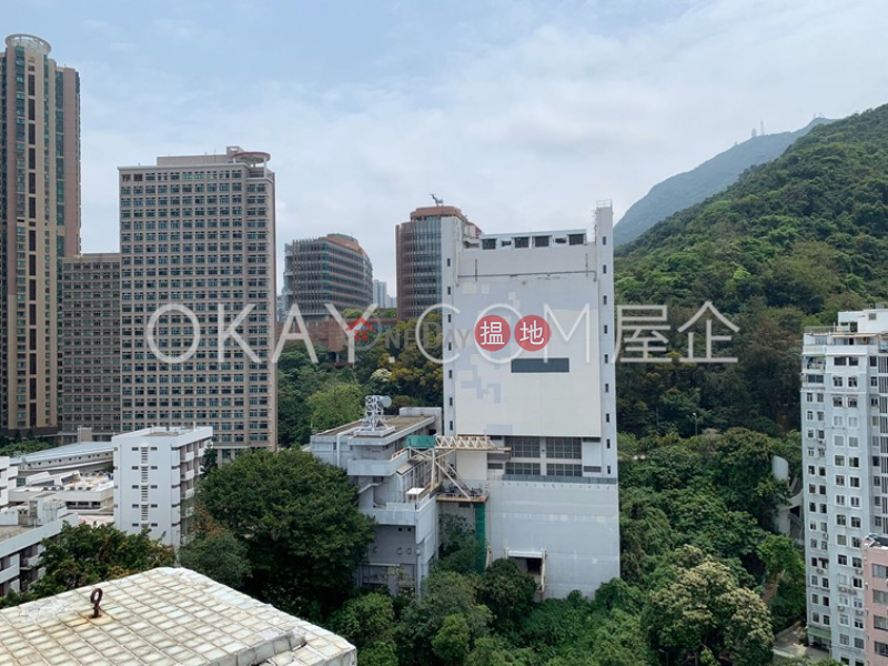 HK$ 8M, Po Lung Court (Tower 1) Ying Ga Garden Western District, Generous 2 bedroom on high floor with rooftop | For Sale