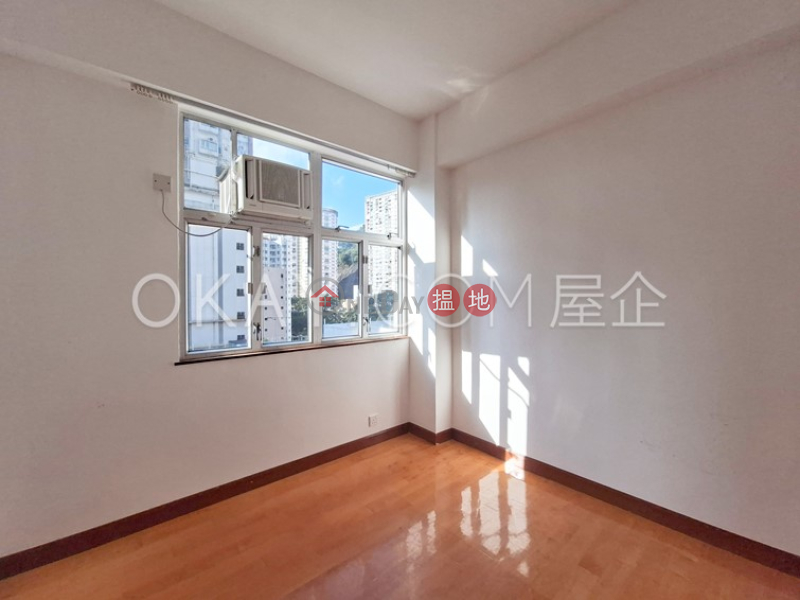Charming 3 bedroom with parking | Rental, Lee Hang Court 利恆閣 Rental Listings | Wan Chai District (OKAY-R216019)