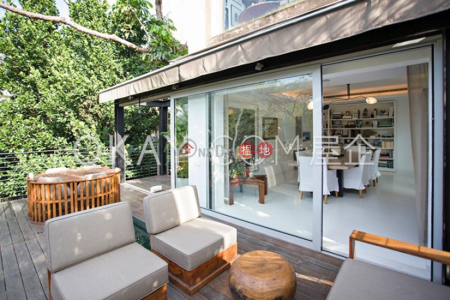 Efficient 4 bedroom with terrace & parking | For Sale 26A-26H Shouson Hill Road | Southern District Hong Kong Sales, HK$ 200M