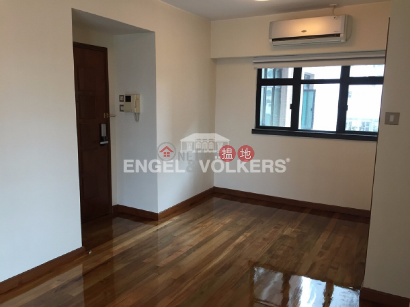 HK$ 12M, Fairview Height Western District | 2 Bedroom Flat for Sale in Mid Levels West
