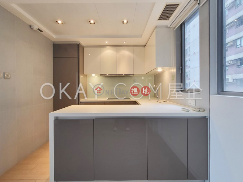 HK$ 30,000/ month | Soho 38 | Western District | Unique 2 bedroom with balcony | Rental