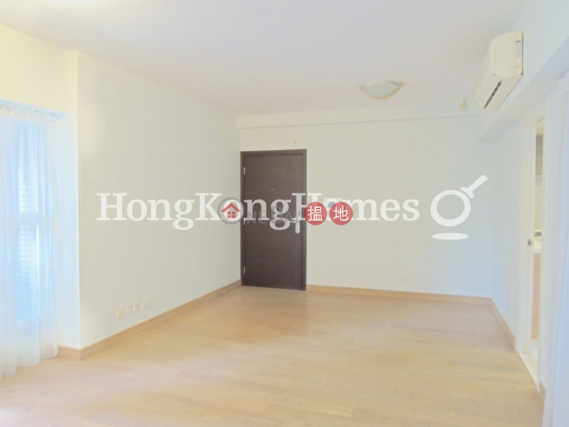 HK$ 44,000/ month Centrestage Central District, 3 Bedroom Family Unit for Rent at Centrestage