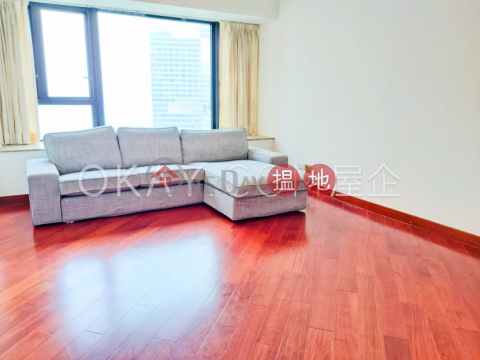 Stylish 3 bedroom on high floor with harbour views | Rental | The Arch Star Tower (Tower 2) 凱旋門觀星閣(2座) _0
