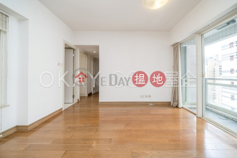 Gorgeous 3 bedroom with balcony | For Sale | Centrestage 聚賢居 _0