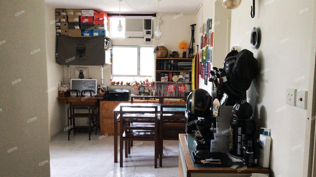 Property Search Hong Kong | OneDay | Residential, Sales Listings Yan Ming Court, Yan Lan House Block D | 3 bedroom High Floor Flat for Sale