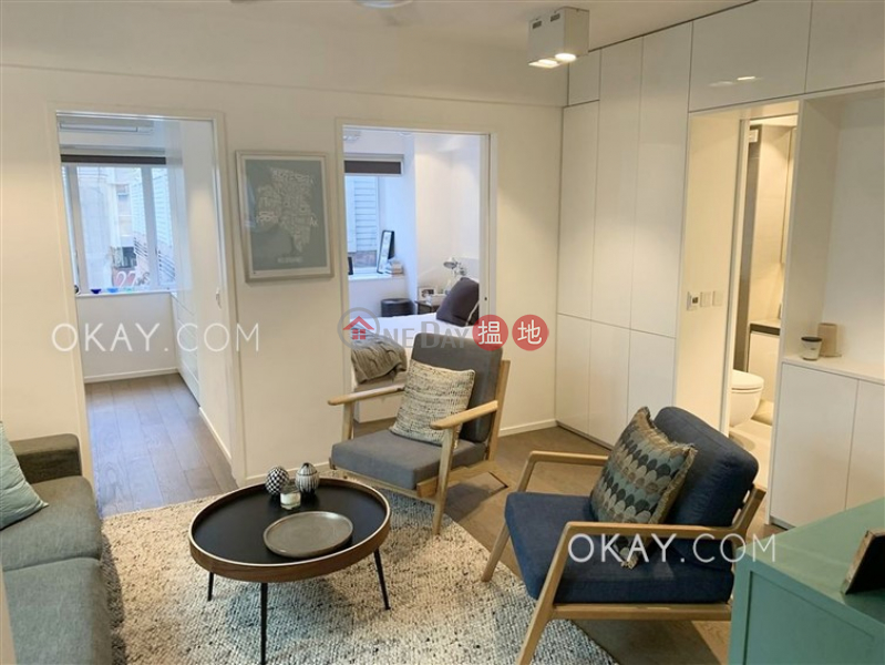 Property Search Hong Kong | OneDay | Residential | Rental Listings | Gorgeous 2 bedroom in Mid-levels West | Rental
