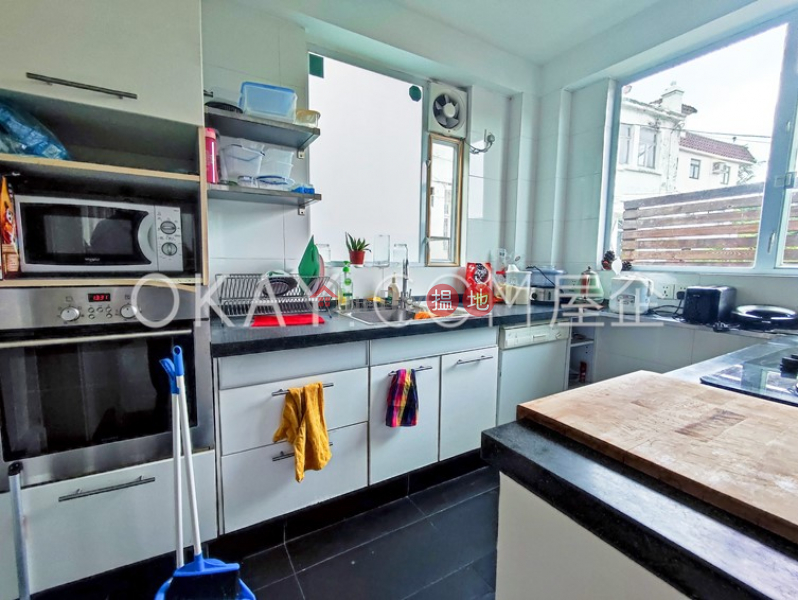 Generous house with rooftop, balcony | Rental, 1A Pan Long Wan Road | Sai Kung Hong Kong, Rental | HK$ 25,000/ month