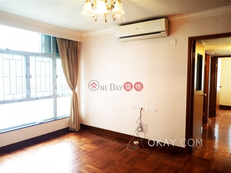 HK$ 14.8M | (T-45) Tung Hoi Mansion Kwun Hoi Terrace Taikoo Shing, Eastern District Charming 3 bedroom in Quarry Bay | For Sale