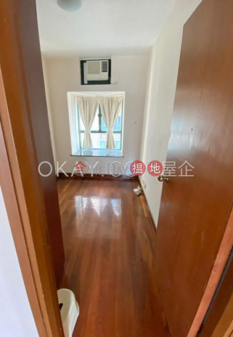 Nicely kept 3 bedroom on high floor | For Sale | Monmouth Place 萬信臺 _0
