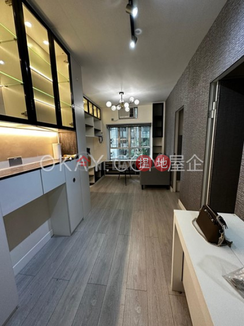 Practical 1 bedroom in Mid-levels West | For Sale | Maxluck Court 美樂閣 _0