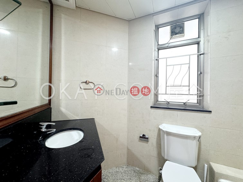 HK$ 45,000/ month, Sorrento Phase 2 Block 2, Yau Tsim Mong | Rare 3 bedroom on high floor | Rental