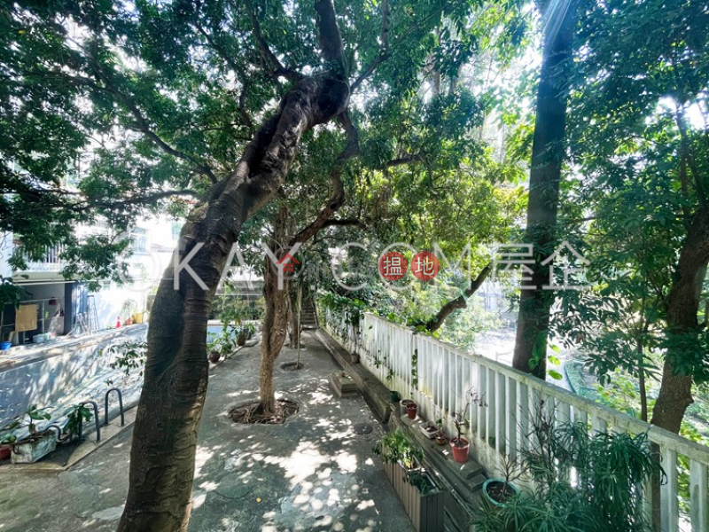 Rare 3 bedroom with parking | For Sale, Mayflower Mansion 梅苑 Sales Listings | Wan Chai District (OKAY-S12787)