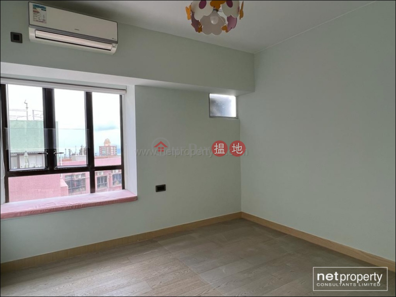 HK$ 48,000/ month Excelsior Court Western District Spacious Apartment for rent in Mid Level