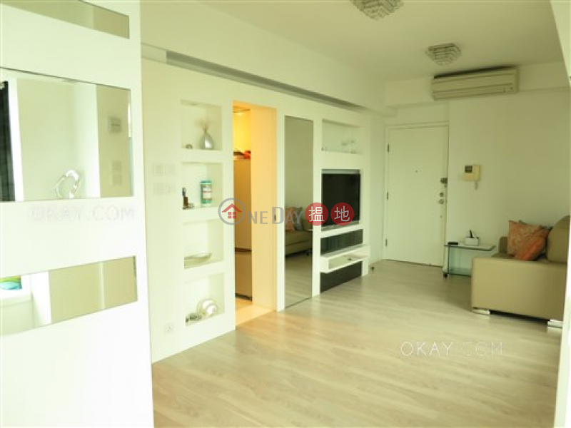 Property Search Hong Kong | OneDay | Residential | Rental Listings | Practical 1 bedroom on high floor with harbour views | Rental